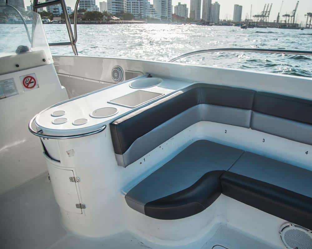 Lancha Sea Girl - Image 11