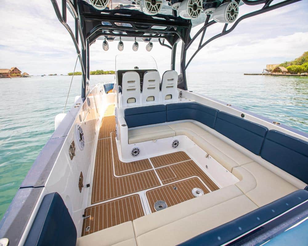 Lancha Ruby Sky - Image 6