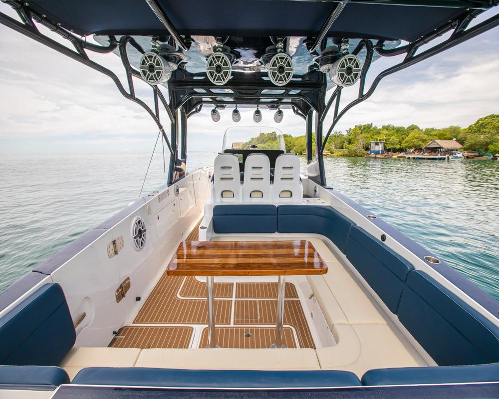 Lancha Ruby Sky - Image 3