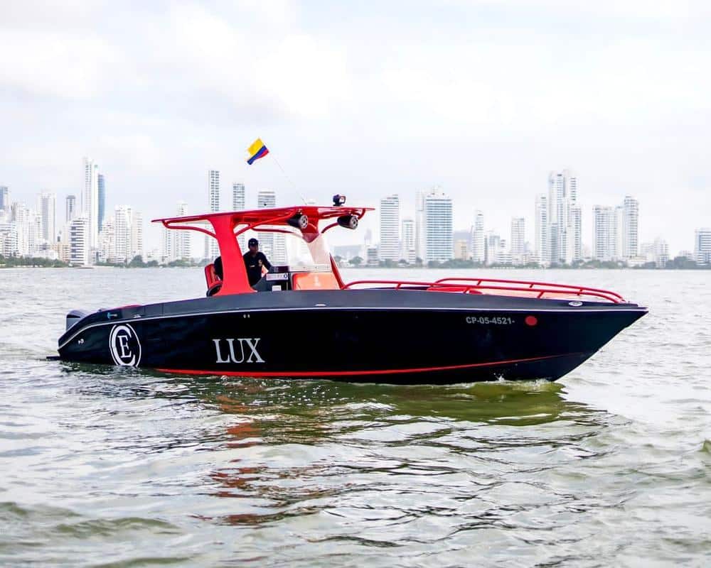 Lancha Lux - Image 16