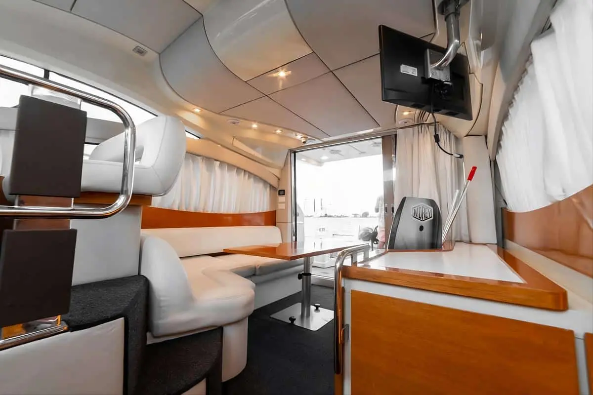 Yate Sea King - Image 11