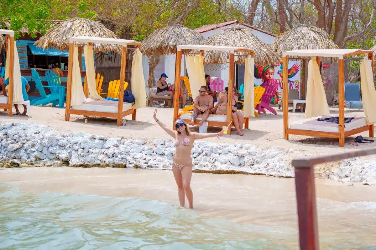 Coco Loco Beach - Image 10